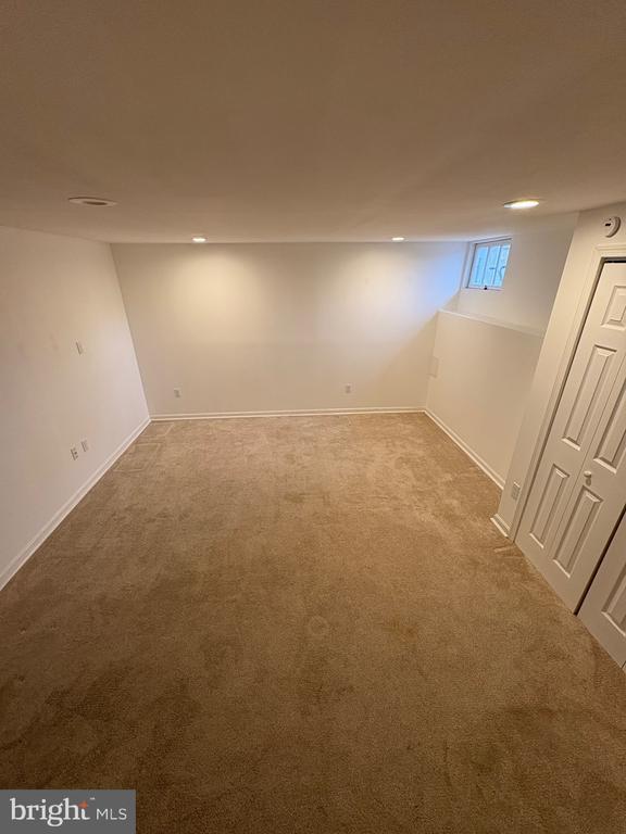 Building Photo - 146 Dumbarton Rd