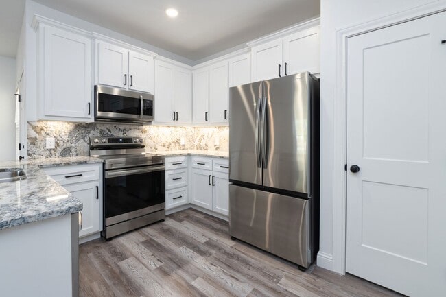 Building Photo - 1197 Musken Rd