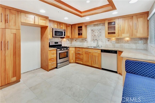 Building Photo - 16 Sea Island Dr