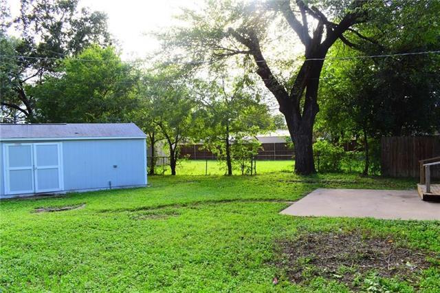 Building Photo - 6041 Walnut Dr