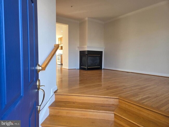 Building Photo - 8183 Skelton Cir