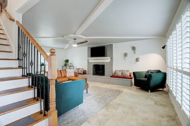 Building Photo - 12523 Briar Forest Dr