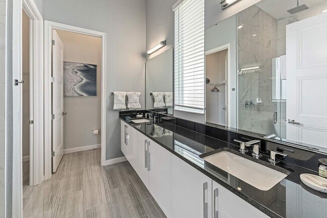 Building Photo - 1681 Oak Blossom Dr