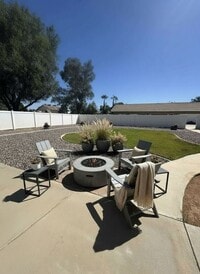 Building Photo - 16260 Vaquero Ct