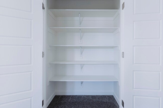 Building Photo - 216 E Allegheny Pl