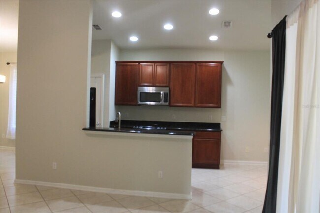 Building Photo - 7730 Brofield Ave