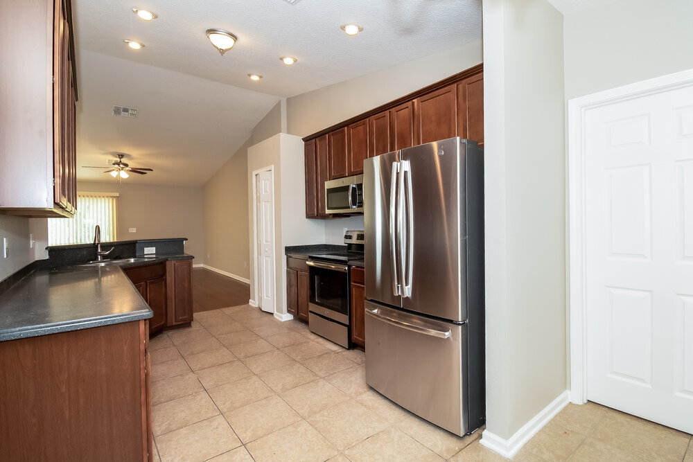 Building Photo - 16247 Magnolia Grove Way