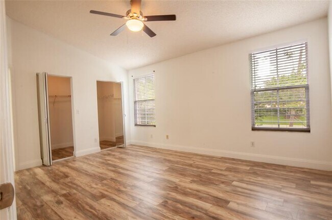 Building Photo - 170 NW 207th Way