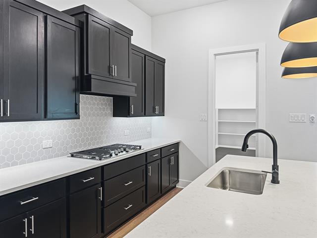 Building Photo - 2712 Andorra Rd