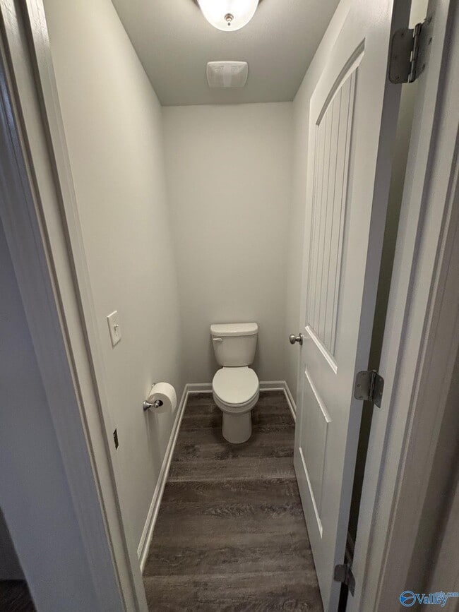 Building Photo - 212 Oracle Cir