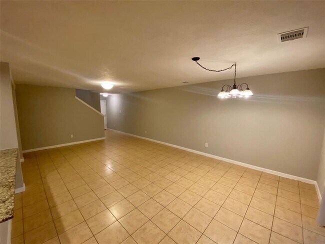 Building Photo - 16013 Sweetwater Fields Ln