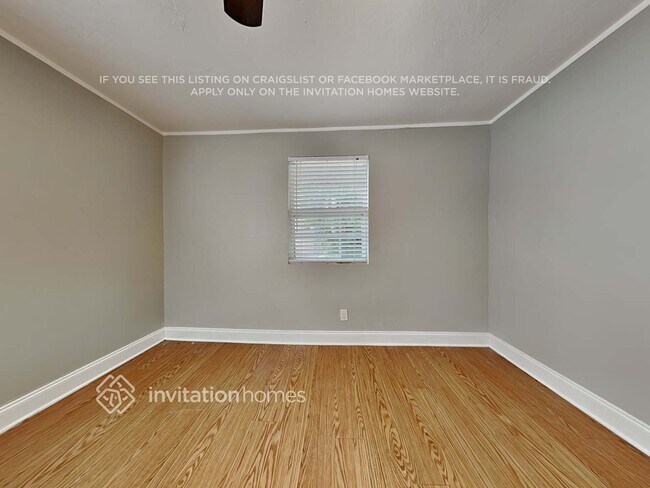 Building Photo - 5730 Volsella Pl