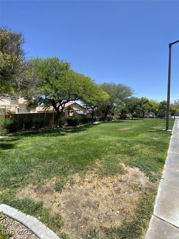 Building Photo - 10516 Angel Dreams Ave