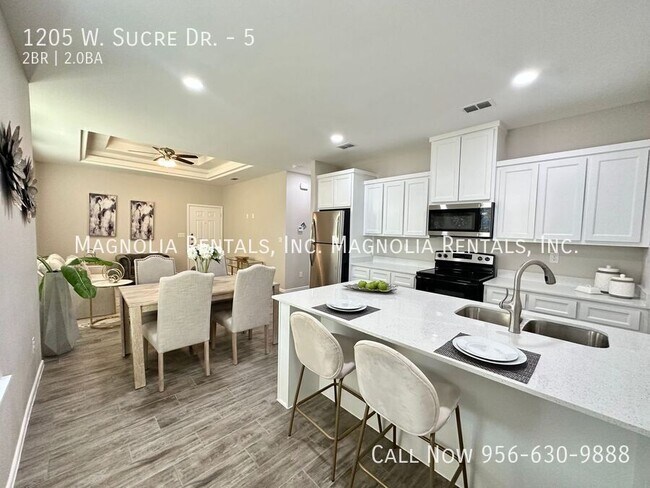 Building Photo - 1205 W Sucre Dr