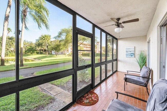 Building Photo - 7321 Amberly Ln