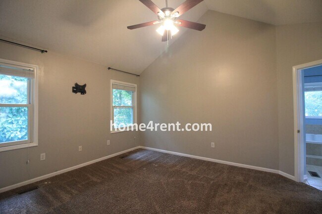 Building Photo - Blue Valley Schools w/ Wood Floors, Finish...