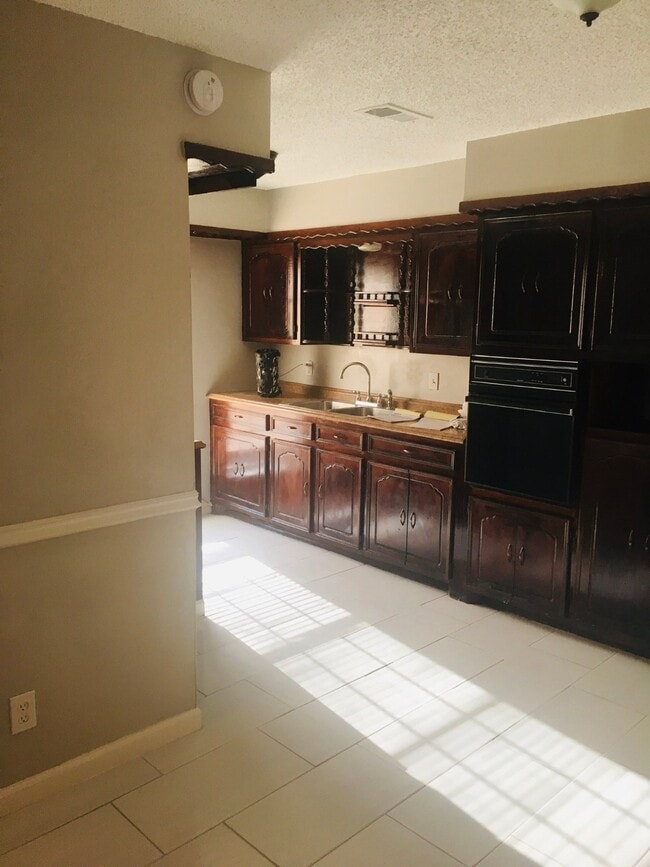 Building Photo - 19135 County Rd 520A