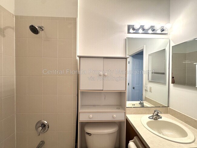 Building Photo - 5716 Port Concorde Ln