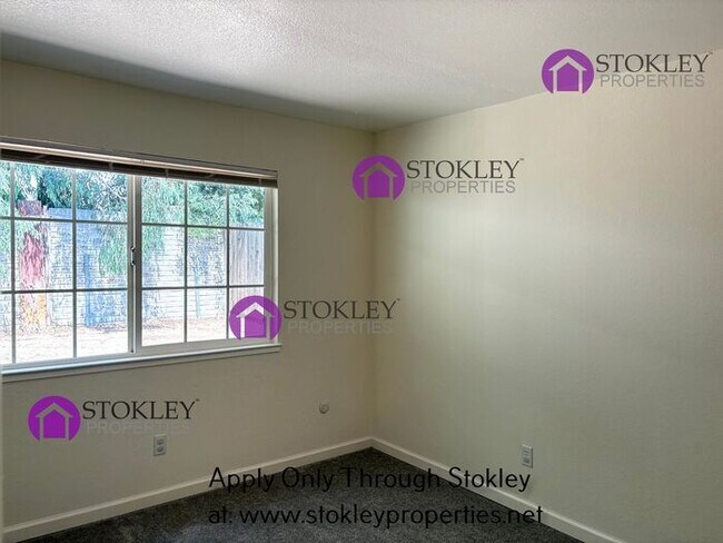 Building Photo - 53 E Trident Dr