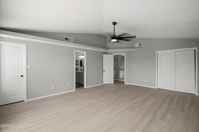 Building Photo - 3209 Tierra Ave Pl