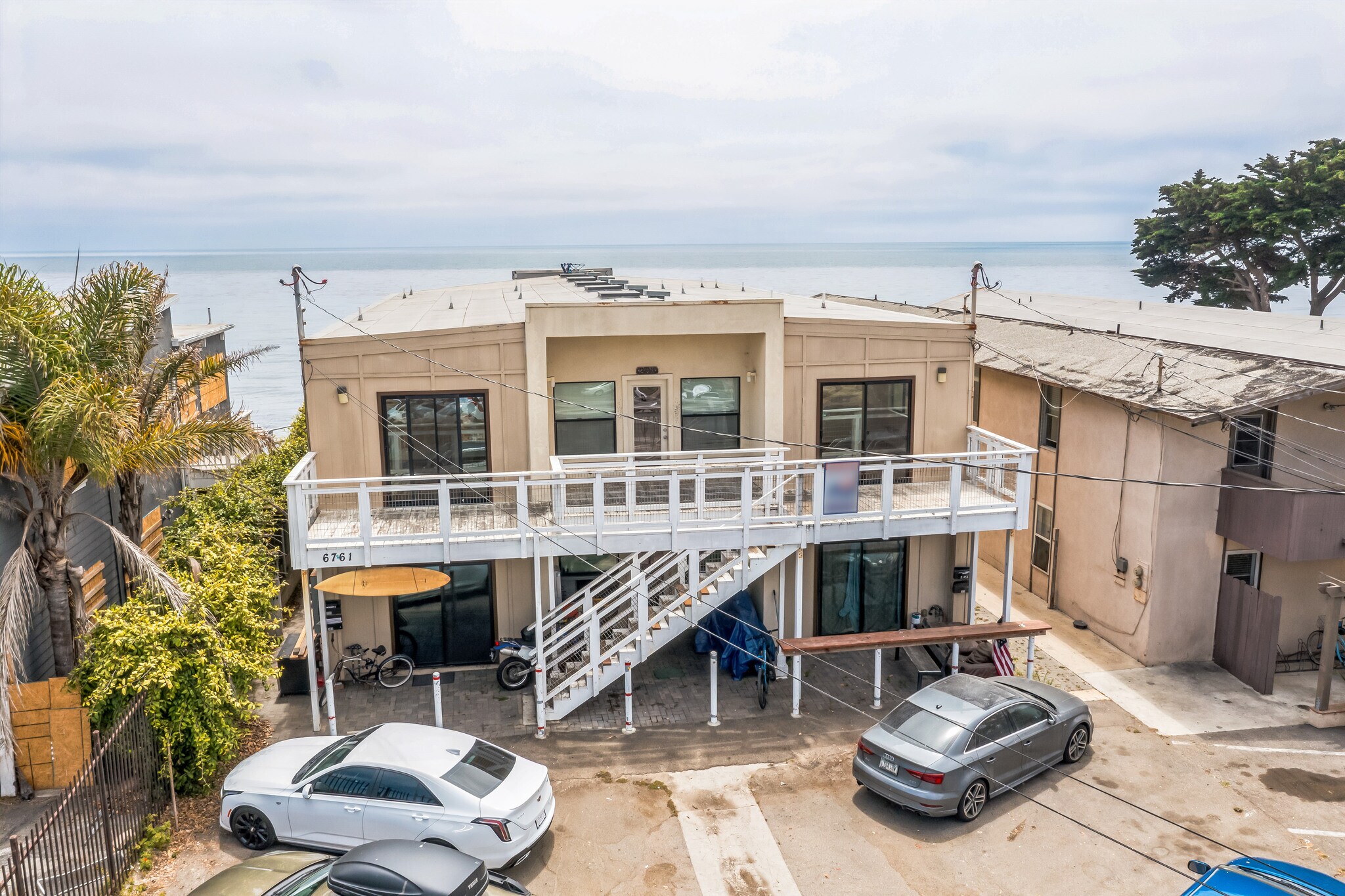 Building Photo - 6761 Del Playa Dr