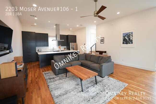Building Photo - 2203 Moser Ave