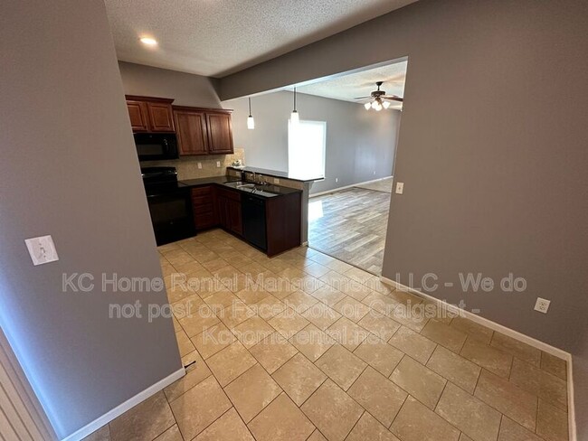 Building Photo - 12740 New Jersey Ct