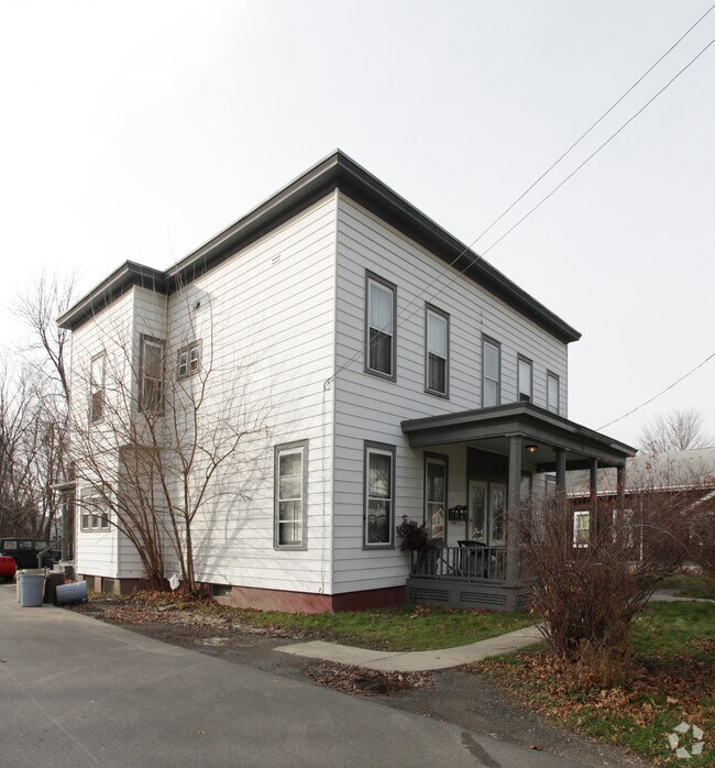 Primary Photo - 326 Spring Ave
