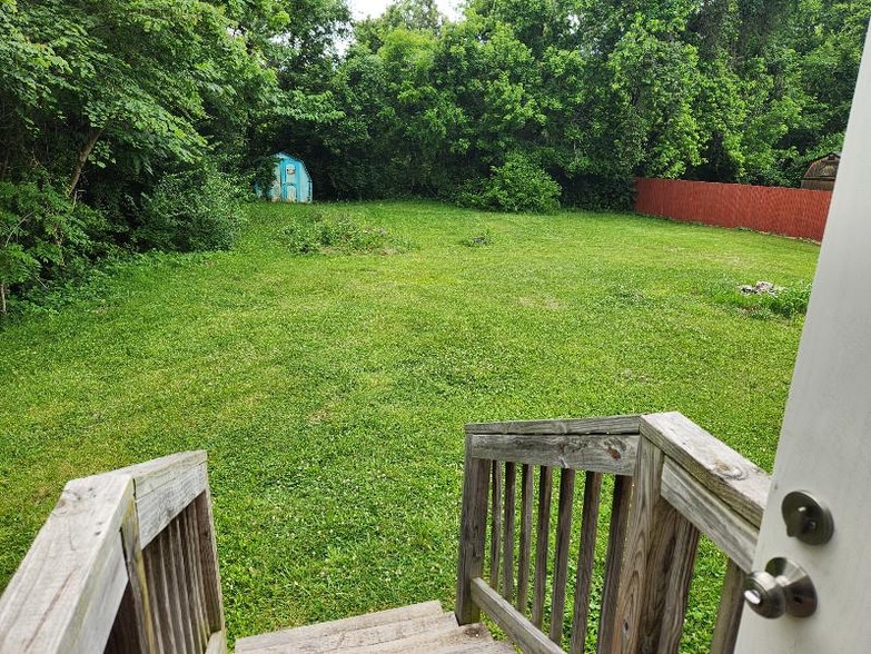 Building Photo - 1205 3rd Ave