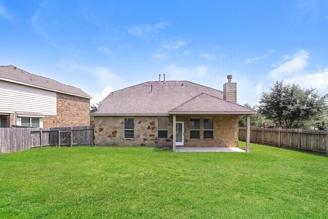 Building Photo - 24462 Sundance Spring Dr