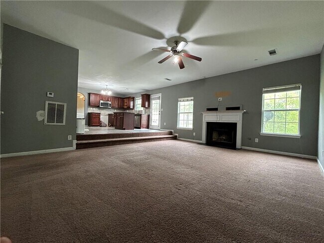 Building Photo - 1040 Baltic Way