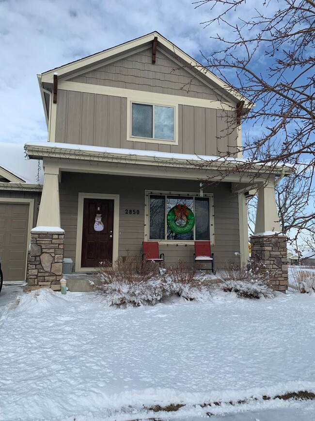 Building Photo - Beautiful 4 Bedroom, 3.5 Bath Home For Ren...