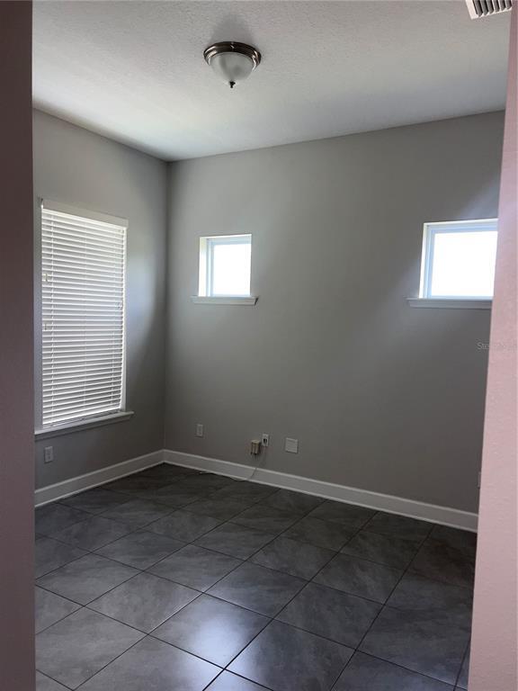 Building Photo - 164 Dalton Cir