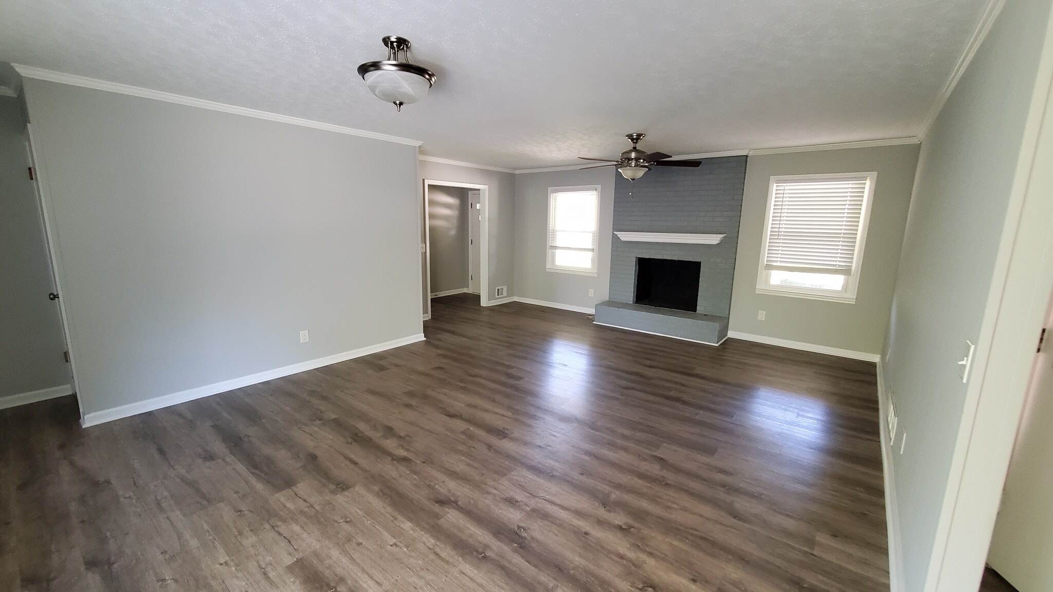 Family Room - 115 Windy Hill Ct