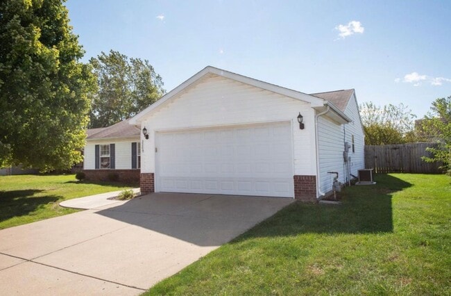Building Photo - Carrington Estates...3 Bedroom 2 Bath
