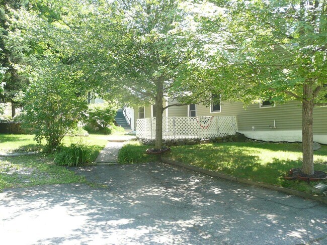 Building Photo - LO-37 Spring St. Newmarket, NH