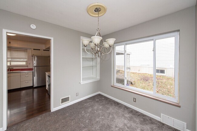 Building Photo - WESTWOOD-2 BEDROOM 1.5 BATH RANCH W/ UPDATES