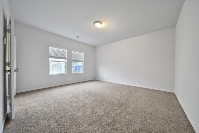 Building Photo - 20975 New Proper Dr