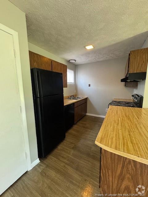Building Photo - 823 Applewood Ln