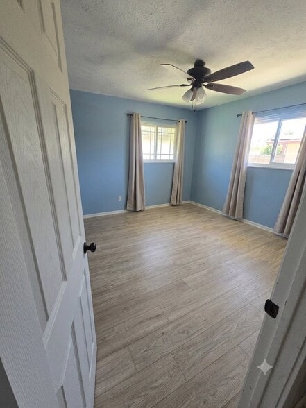 Building Photo - 6455 Almont Dr