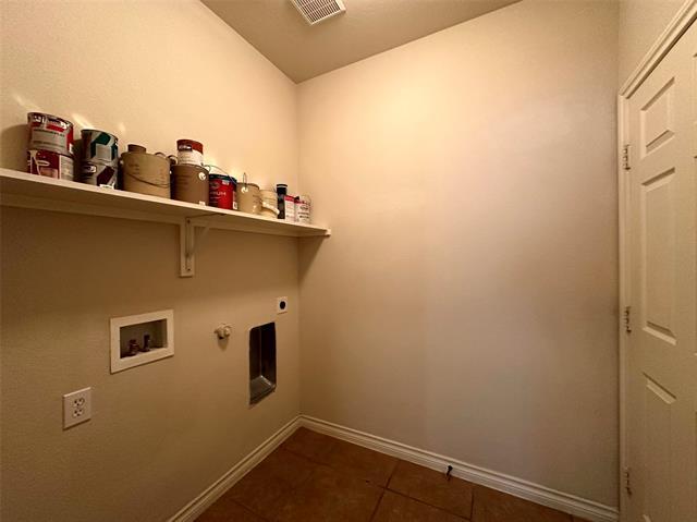 Building Photo - 9409 Fenway Dr