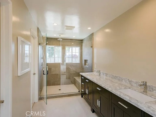 Building Photo - 845 Grenada Ln