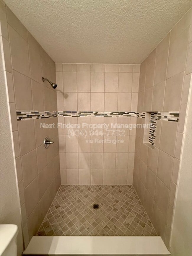 Building Photo - 9121 Western Way