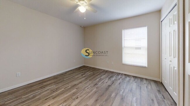 Building Photo - Stunning 2/2 Unit for Rent in Ocala, Florida!