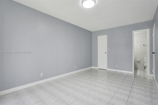 Building Photo - 2000 Atlantic Shores Blvd