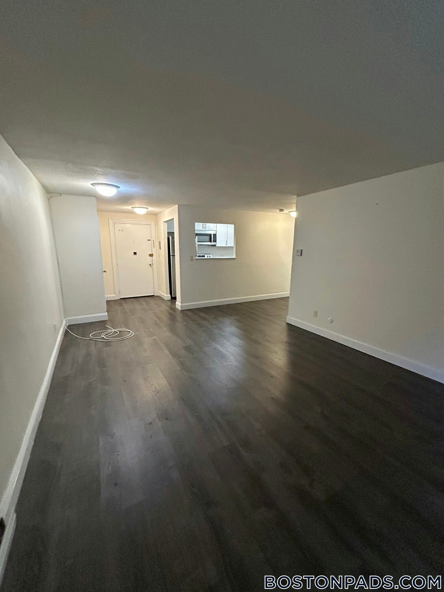 Building Photo - 122 Dustin St