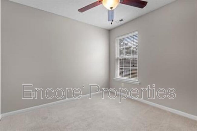Building Photo - 3212 Sawyers Mill Dr
