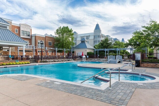 Building Photo - 101 Shearwater Ct E