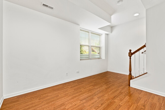 Building Photo - 3568 Gabrielle Ln