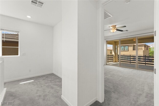 Building Photo - 767 Tallgrass St